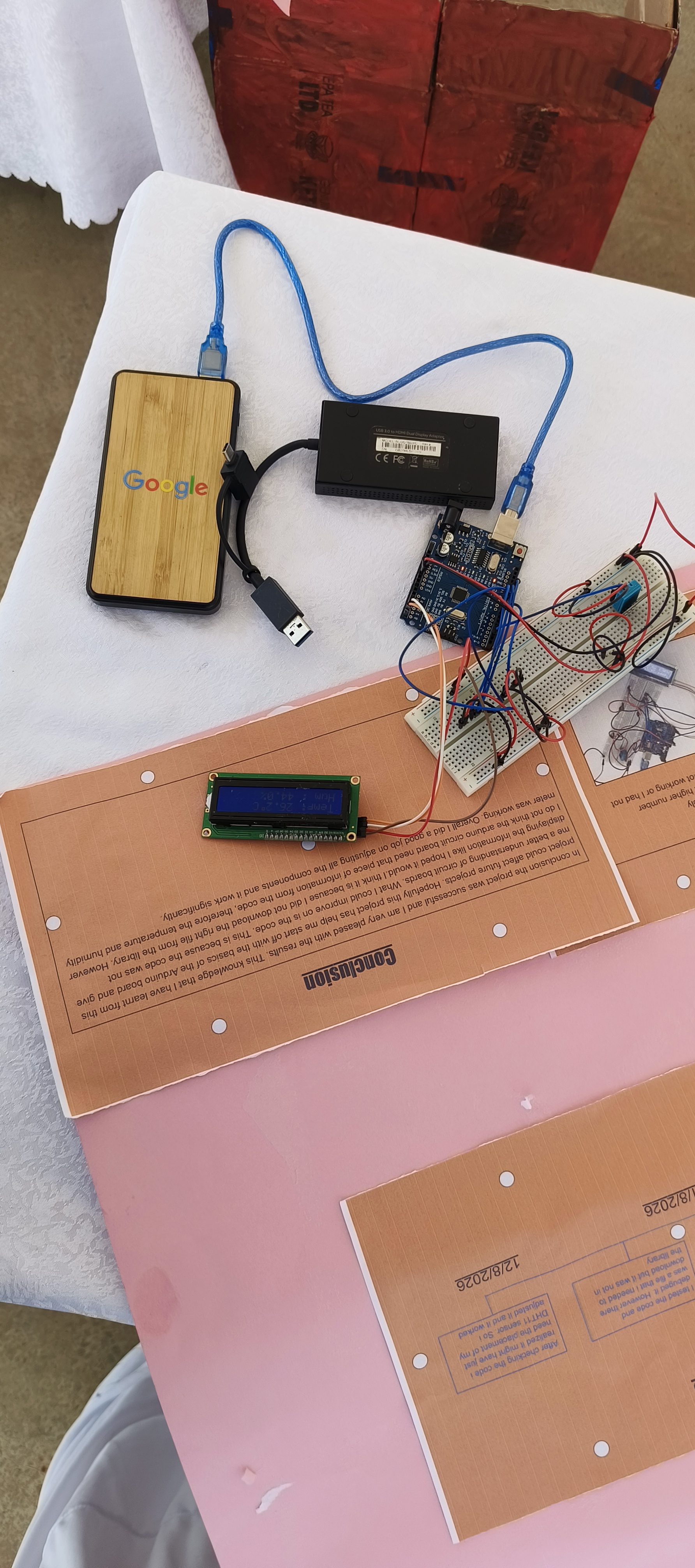 Arduino temperature monitor circuit detail — Innovation Expo 2026