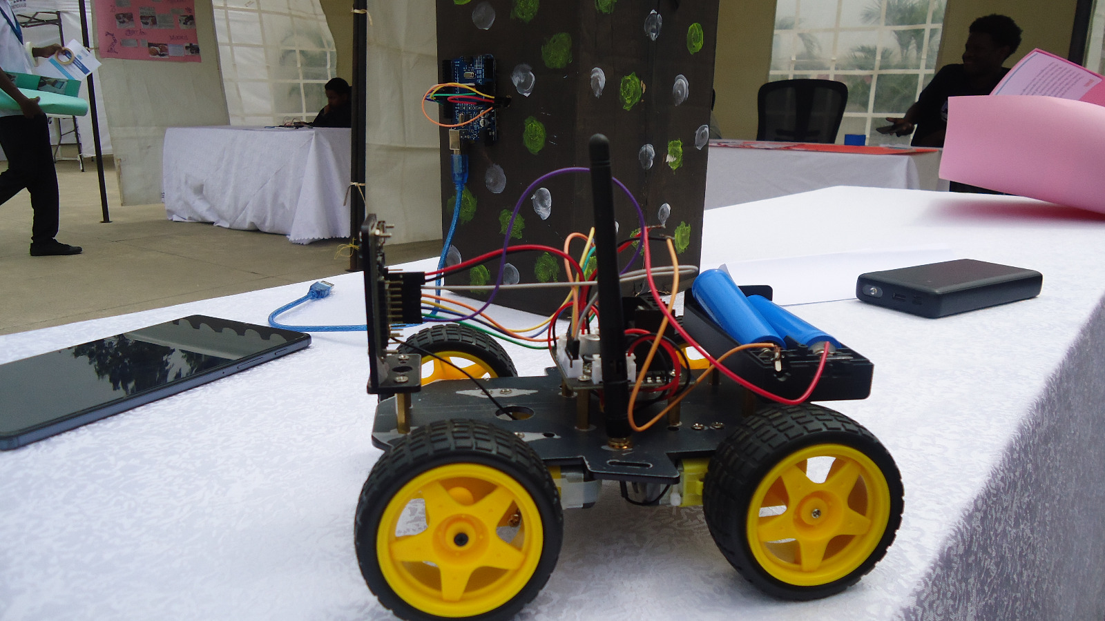Automatic trash bin robot on display at Innovation Expo
